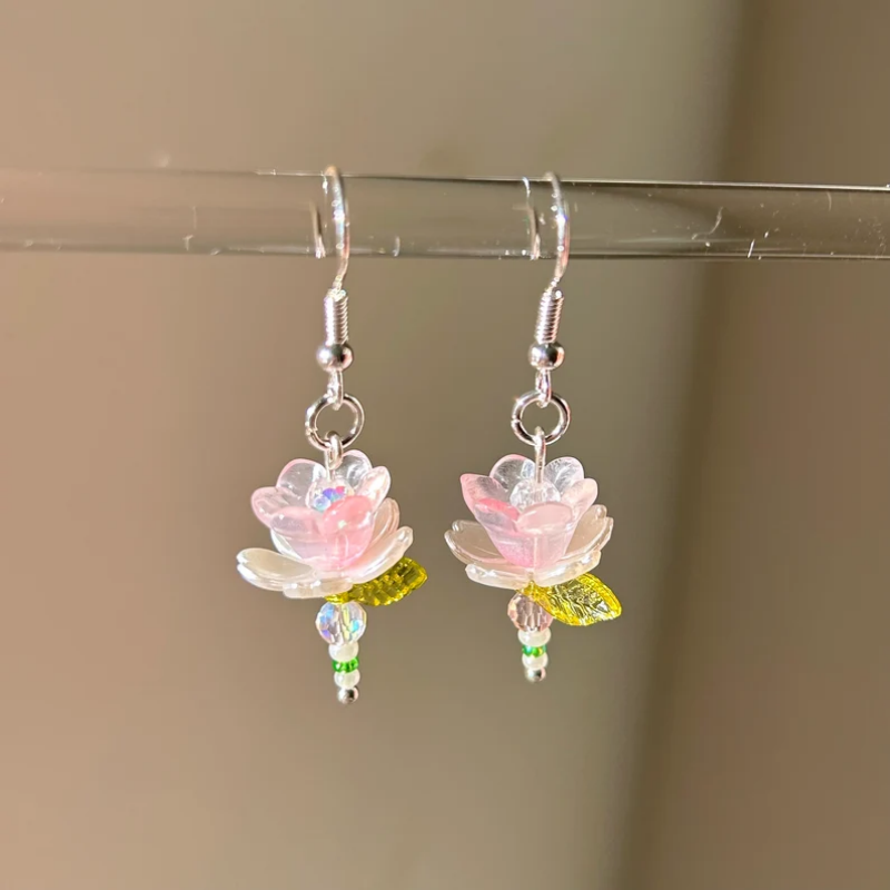 Women'S Accessories Gift Ideas - Ręcznie robione kolczyki z różowymi kwiatami