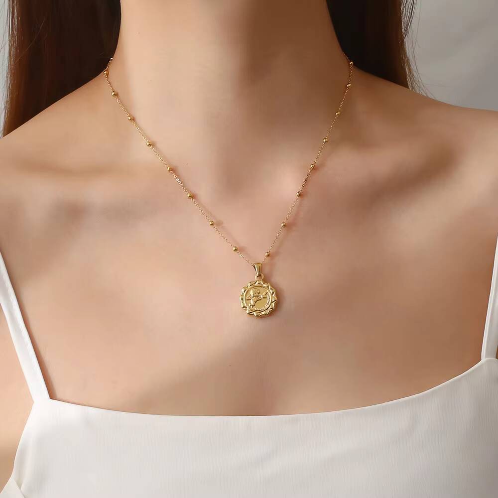 Coin Necklace Delicate - Delikatny naszyjnik damski z zawieszką w