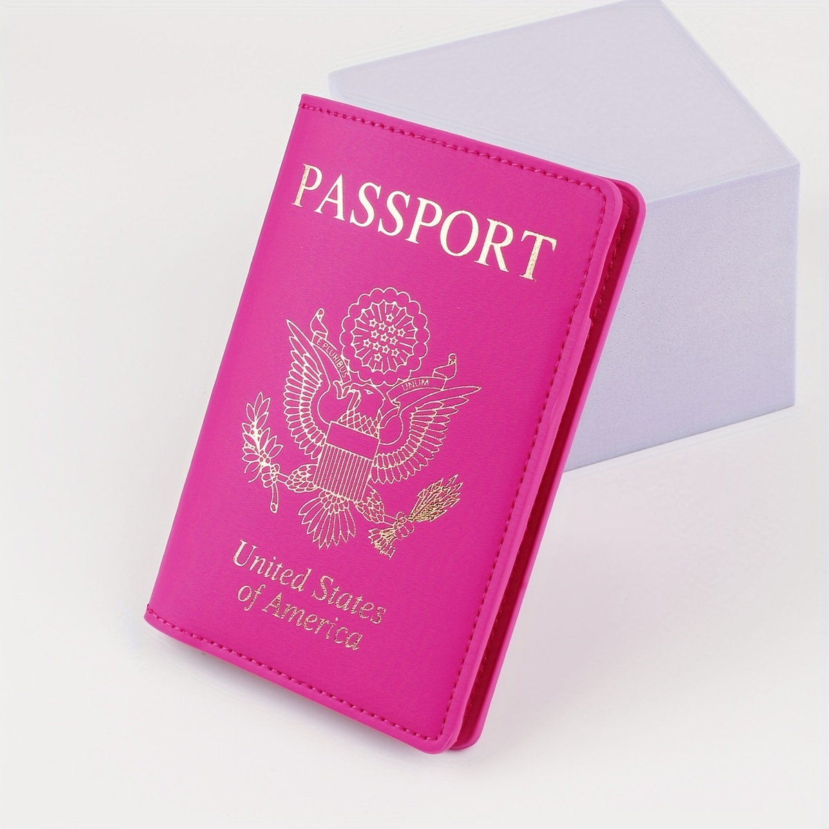 Etui na paszport na dokumenty  – Women'S Essential Accessories recenzja i cena