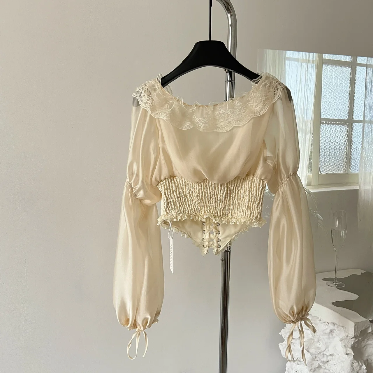 Vintage Retro Chic Lace Satin  – Women'S Accessories Louis Vuitton recenzja i cena