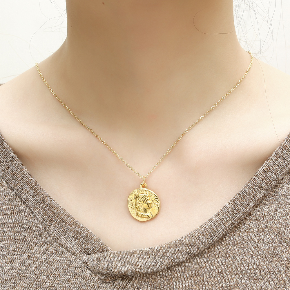 Złocony naszyjnik z portretem  – Coin Necklace Delicate recenzja i cena